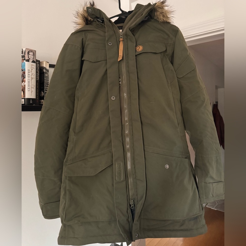 Fjall Raven parka. Hardly worn!